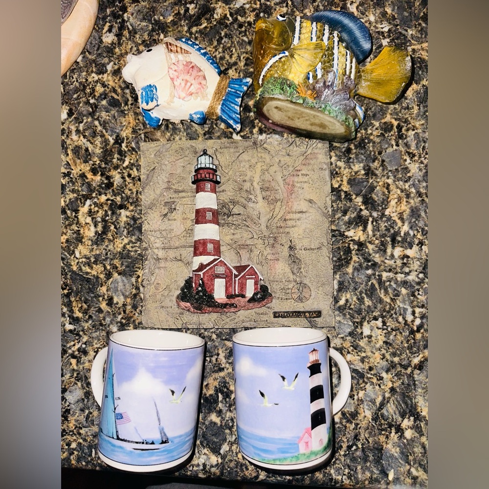 Lighthouse Themed Ceramic Mug Set